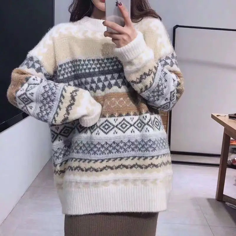 Vintage Striped Women’s Knit Sweater – Korean-Inspired Casual Style