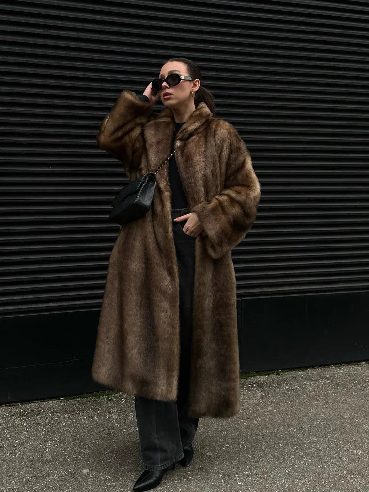 Women's Retro Luxury Faux Fur Coat with Pockets | Warm Winter Streetwear