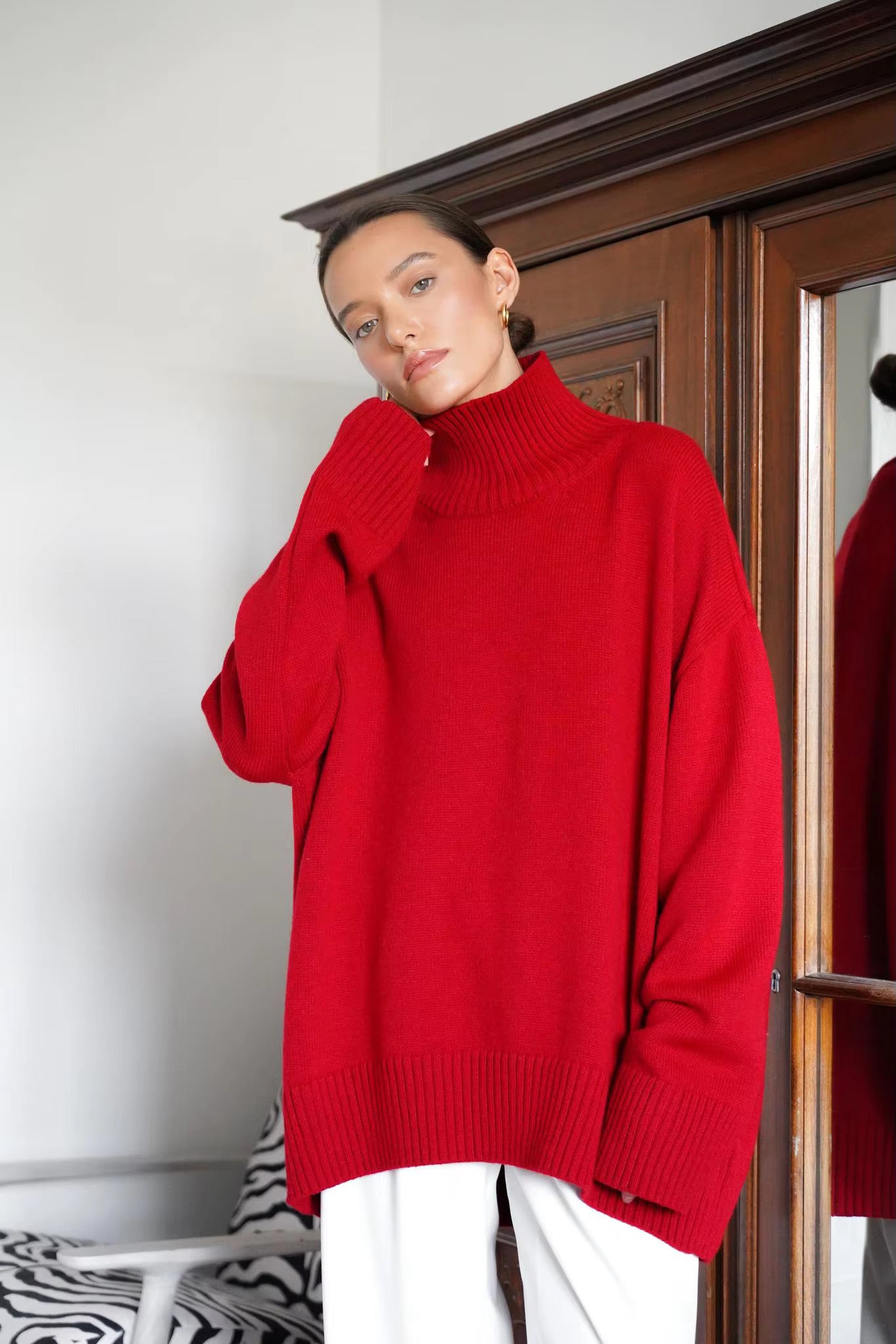 Women's Oversized Turtleneck Sweater – Soft, Warm, Vintage Knit for Winter